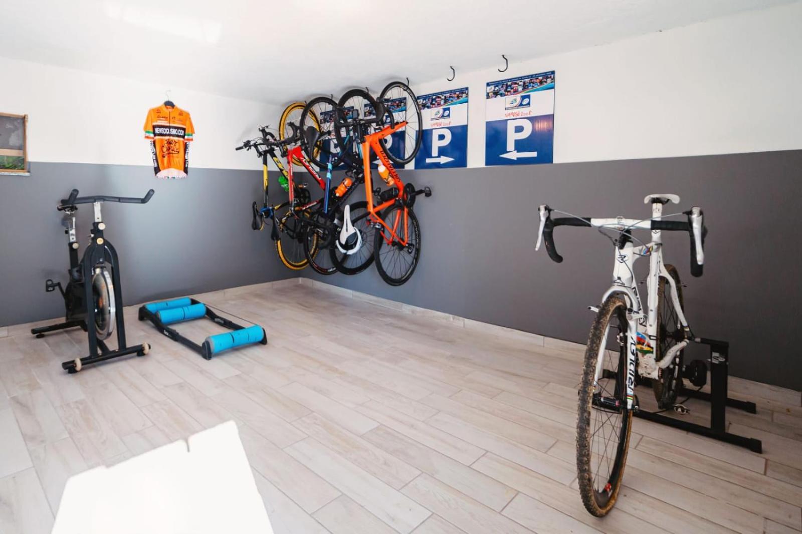 Ferienwohnung Casa Charlie Arcisate Exterior foto